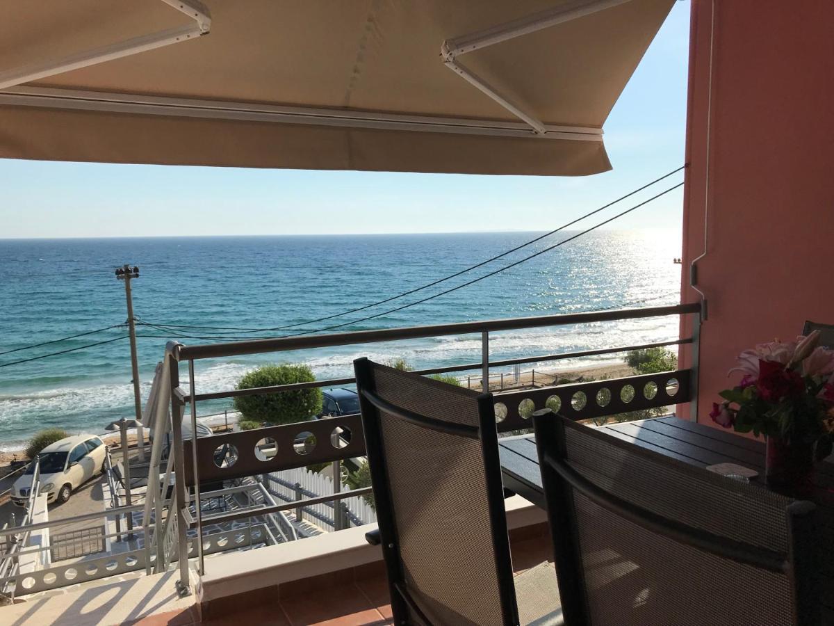 Seafront Lovely House - Kat's Vakantiehuis *